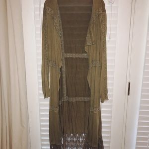 Buckle Duster/Kimono Never Worn!